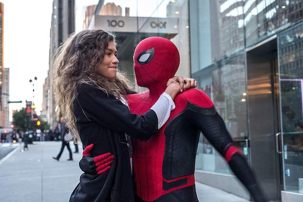 Spider-Man Far From Home couple